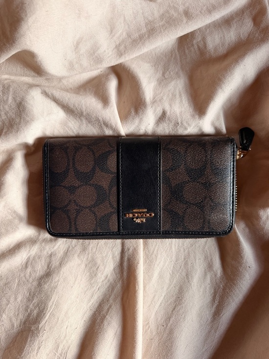 Coach Handbags - Coach Brown Signature Zip Wallet with Black Trim